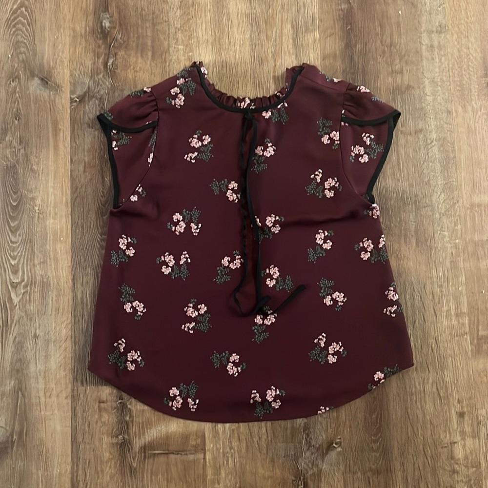 Burgundy floral blouse, drawstring in front